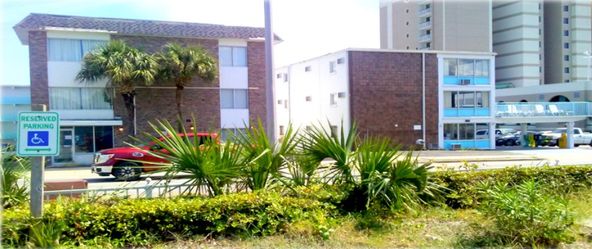 Twighlight Motel: 1701 S Ocean Blvd, Myrtle Beach, SC 29577